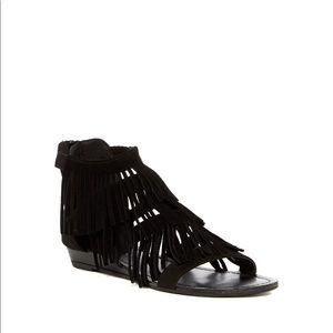 Like NEW! Madden Girl Suede Fringe Sandals